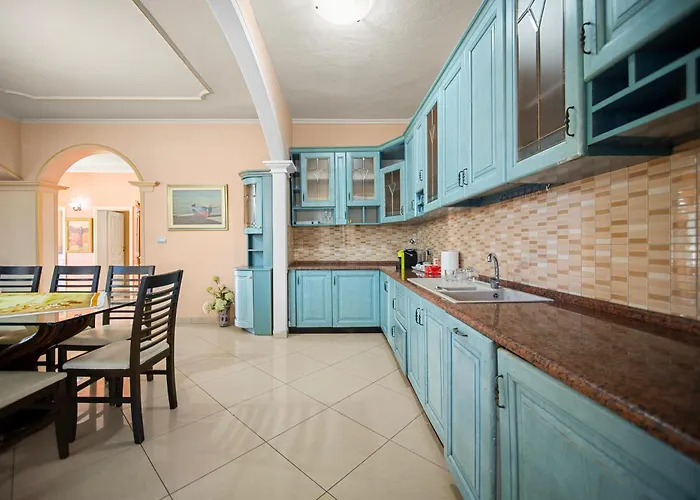 Rroshaj Maison d'hôtes Tirana